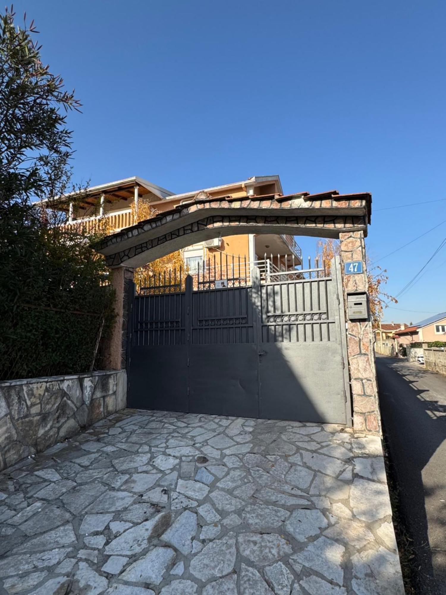 Apartmani Breze Podgorica Kültér fotó